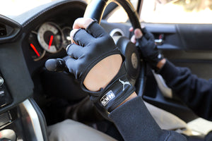 HKS DRIVING GLOVES PUMA 2025 L SIZE 51007-AK719