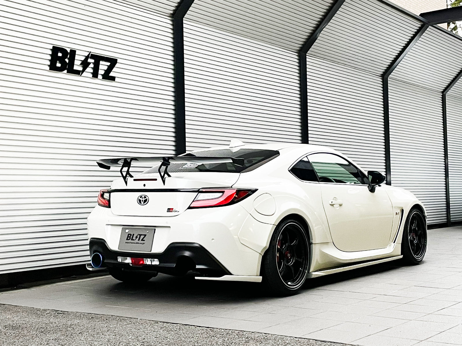 BLITZ NUR SPEC F TI FOR TOYOTA GR86 ZN8 67518