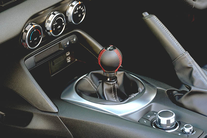AUTOEXE SHIFT KNOB (MT) BALL SHAPE BLACK NDA2V9050