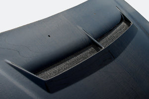 M&M HONDA PLAIN WEAVE CARBON BONNET WITH DUCT ALL CARBON TYPE S1 FOR INTEGRA DC5 01100-DC5-S001
