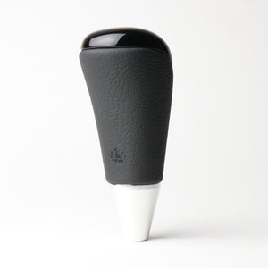 REAL SHIFT KNOB PIANO BLACK FOR TOYOTA HILUX GUN125 SKA-PBW