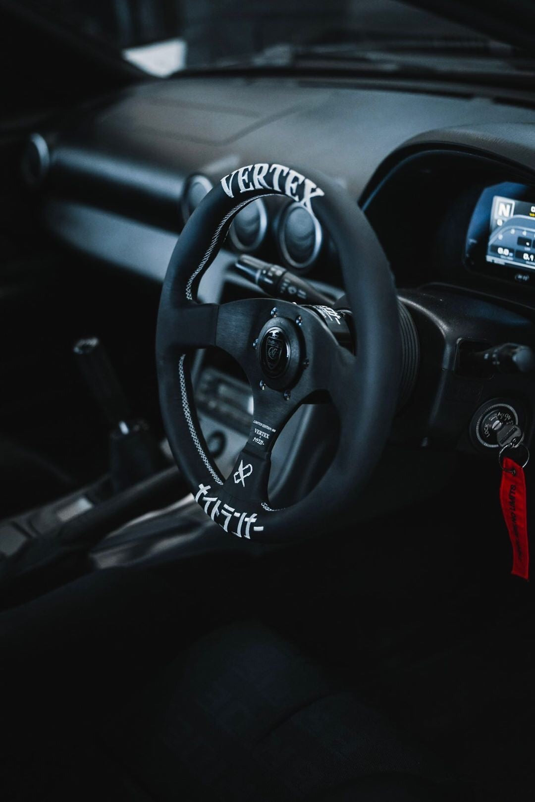 CAR MAKE T&E NIGHT RUNNER × VERTEX COLLABORATION STEERING WHEEL 2TH MODEL JAPAN EDITION FOR  CARMAKETE-03032