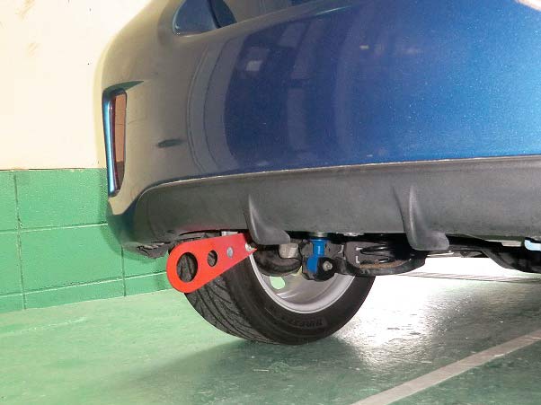 OKUYAMA TOWING HOOK REAR RED For TOYOTA VITZ NCP91 131 436-051-0