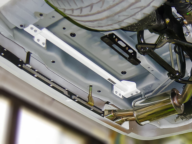 OKUYAMA FRAME BRACE REAR For NISSAN ELGRAND E51 ME51 NE51 MNE51 692-145-0 - Black Hawk Japan