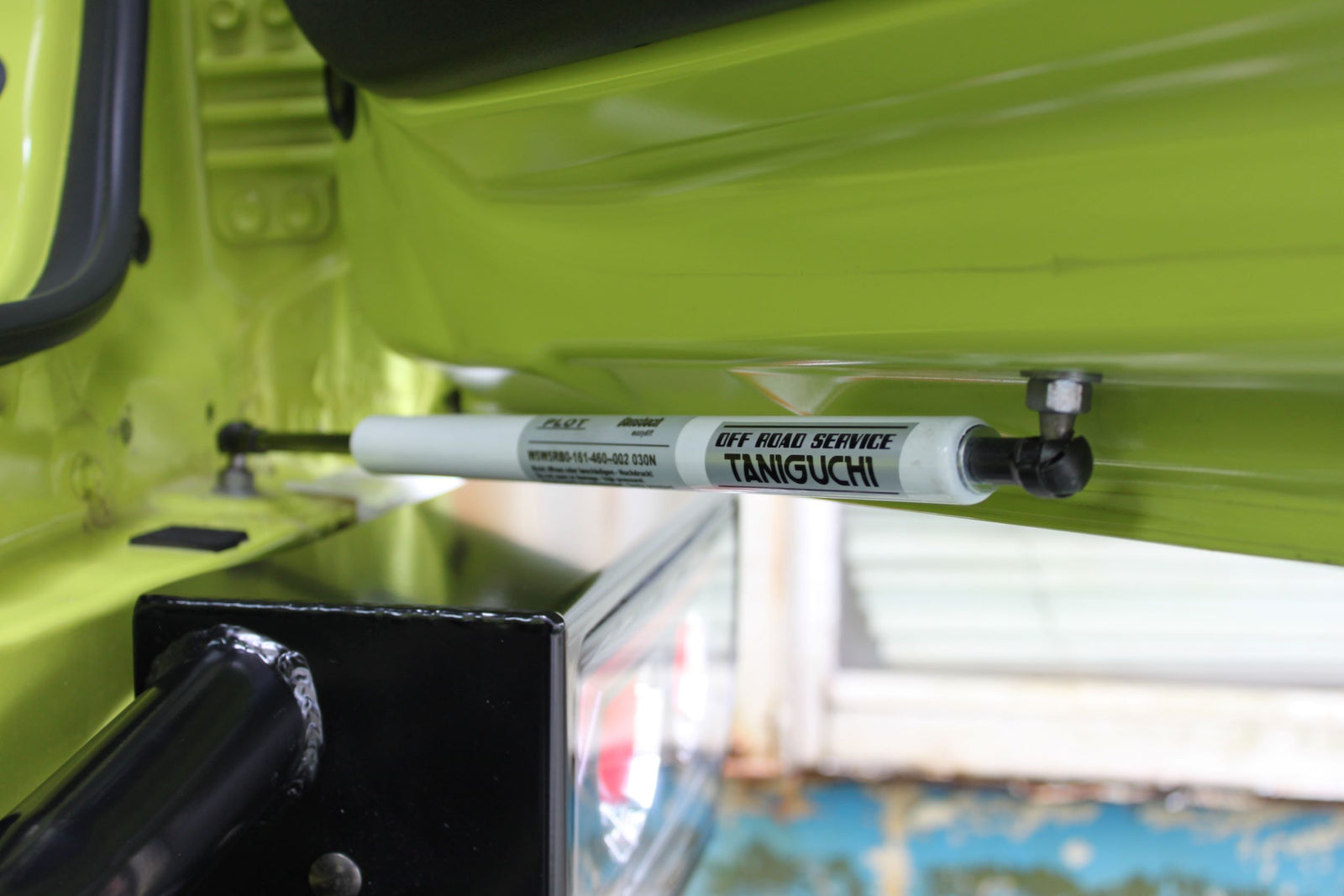 TANIGUCHI FREE STOP DOOR OPENER FOR SUZUKI JIMNY JB23 33 43 64 74 TANIGUCHI-00004