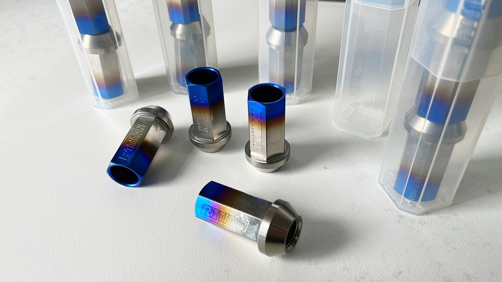 AMUSE 64TITAN WHEEL NUT HEPTAGON 16PCS M12 x P.1.5 FOR  AMUSE-00002