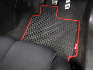 R'S RACING SERVICE RACING FLOOR MAT RUBBER TYPE RED ZC33S ZC33S 1 CAR SET FOR SUZUKI SWIFT SPORTS ZC33S ZC13S ZC33S ZC13S AP-115R33-MT
