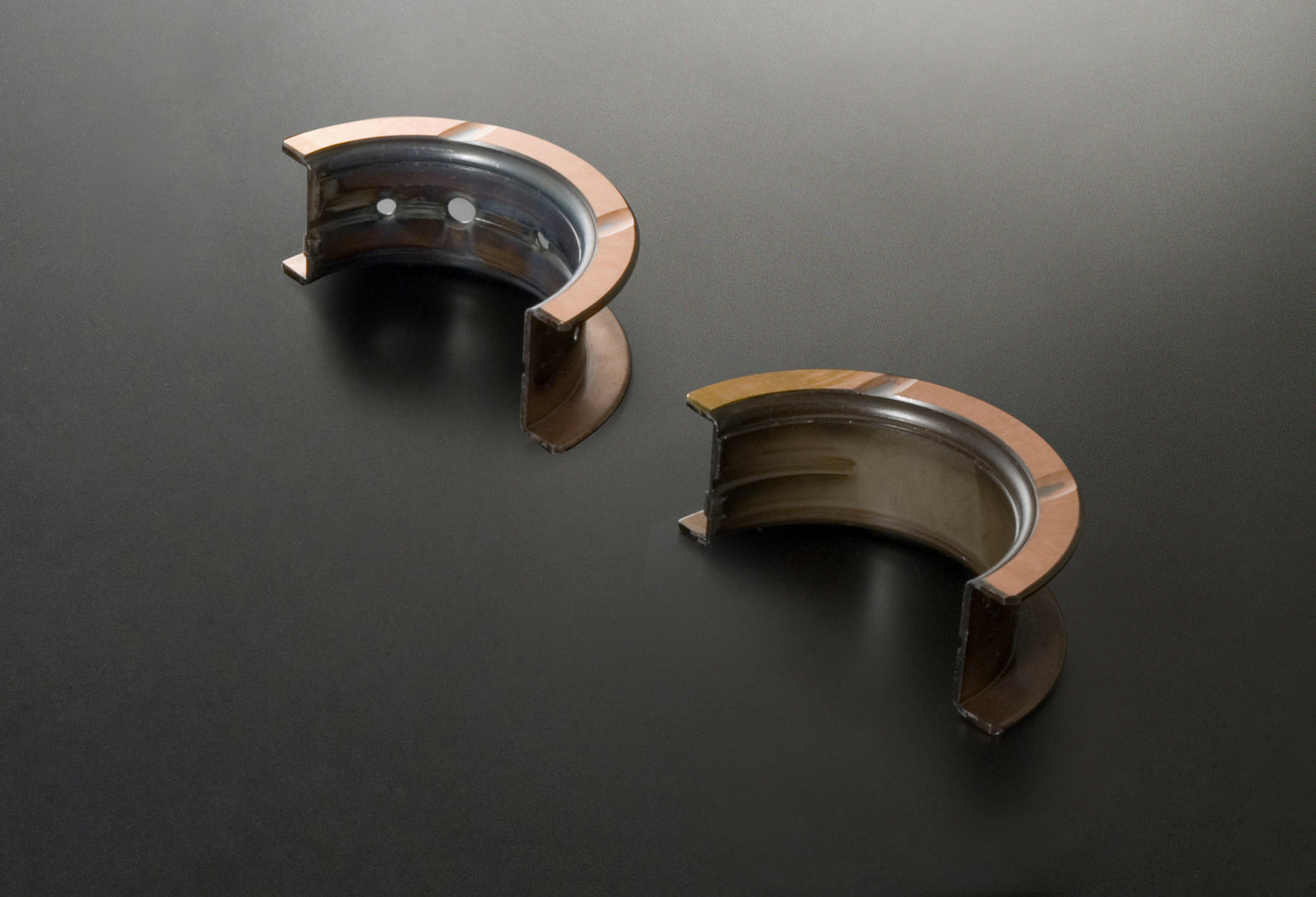 TOMEI MAIN BEARING CENTER GRADE D  For SKYLINE R32 R33 R34 RB26 RB25 126107